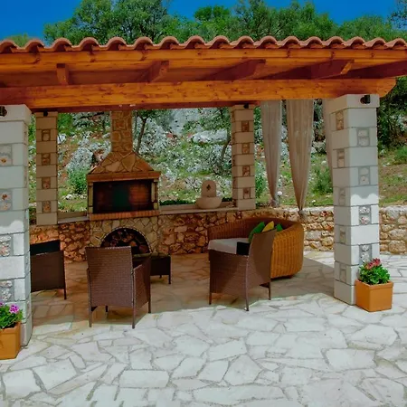 Direti Villa